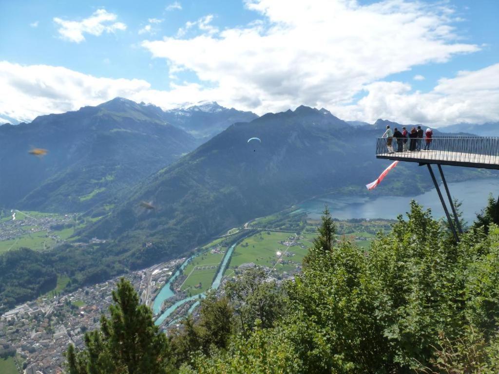 Swiss Mountains Apartments อินเทอร์ลาเคน ภายนอก รูปภาพ